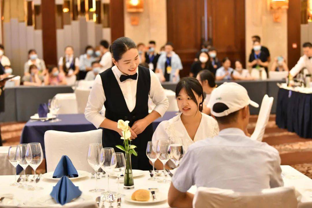 探秘湖北星級酒店 專業(yè)管理服務(wù)背后的經(jīng)營哲學(xué)